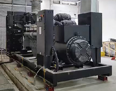 小鹏汽车项目（帕金斯配太阳集团tyc46331250KVA发电机）